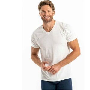3 Gildan Men’s V-Neck White T-Shirts